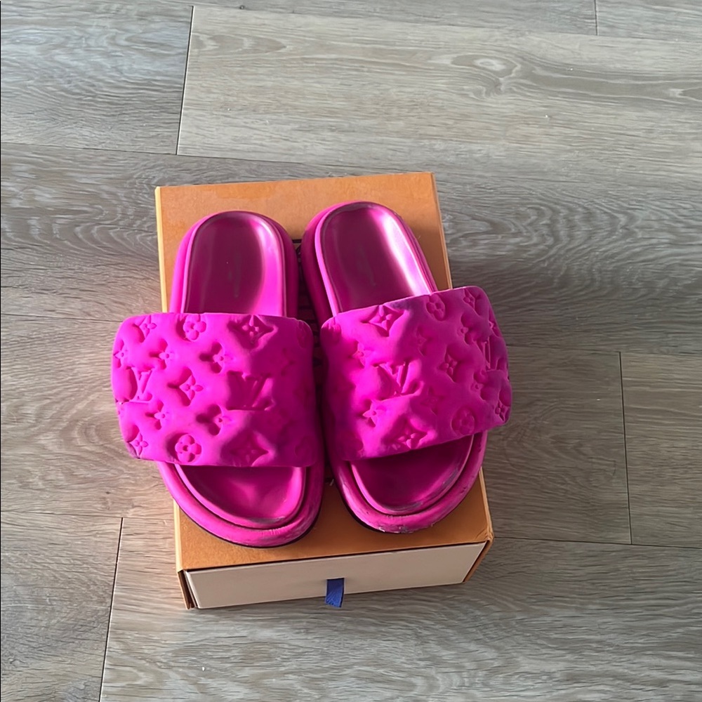 Louis Vuitton Pink Quilted Sandals